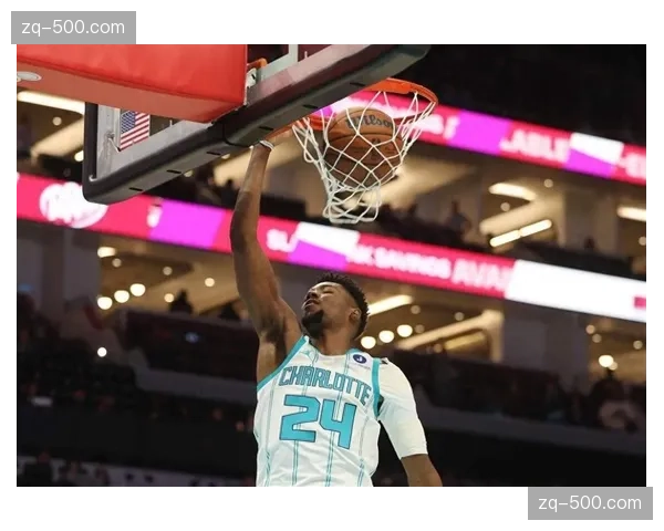 黄蜂主场四连胜势头强劲 鲍尔米勒外线火力冲击东部前八 黄蜂主场四连胜势头强劲 鲍尔米勒外线火力冲击东部前八